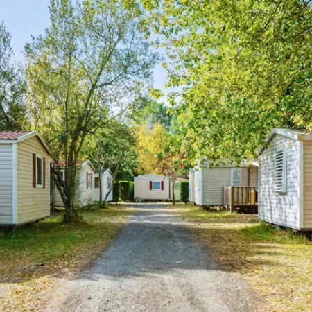 Mobil-home Accueillant, Animaux Admis - 4 Pers. - Api-1-52-2815 Camping Grayan-et-l'Hopital